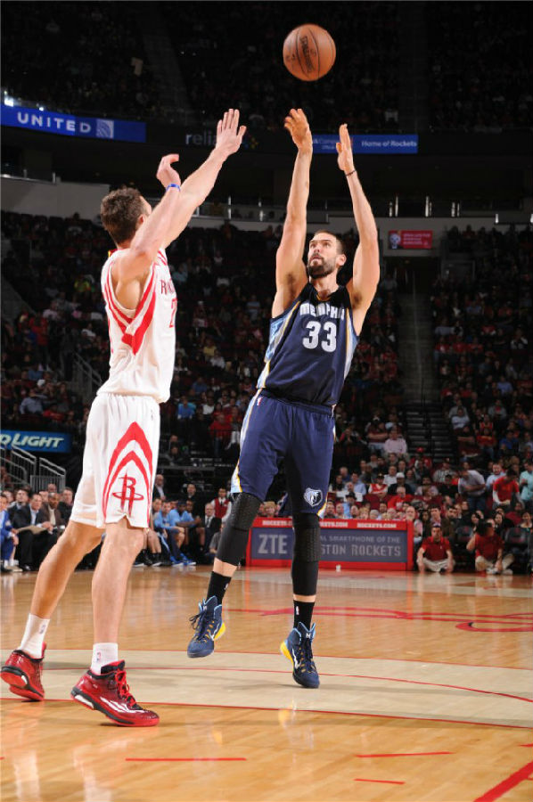 务于目标群 务于目标群